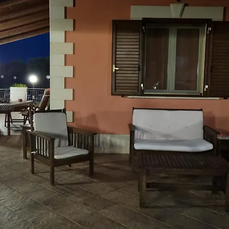 Sally * Case Monterosso